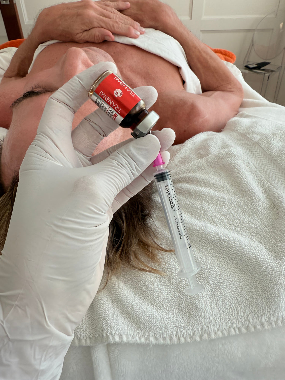 Micro-Needling  with Premium Skin Booster